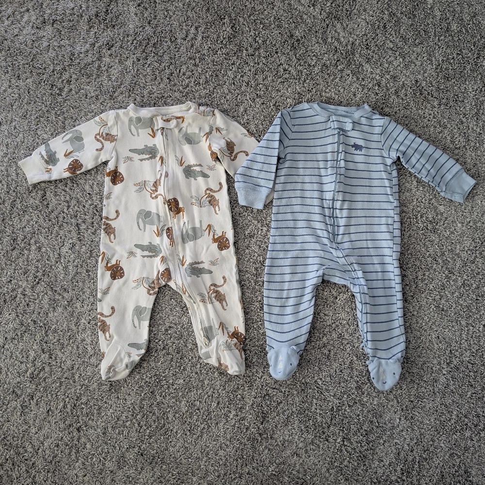 2 Carter's baby boys footed sleepers
